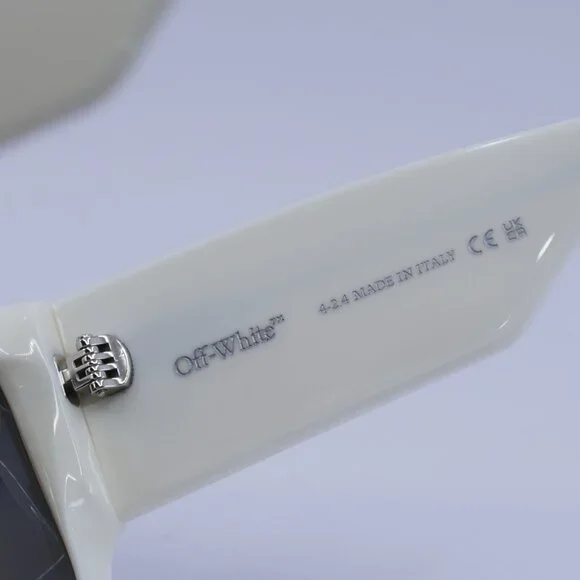 Off-White OERI148 DOVER 0107 Sunglasses White Square Frame, Dark Grey Lenses